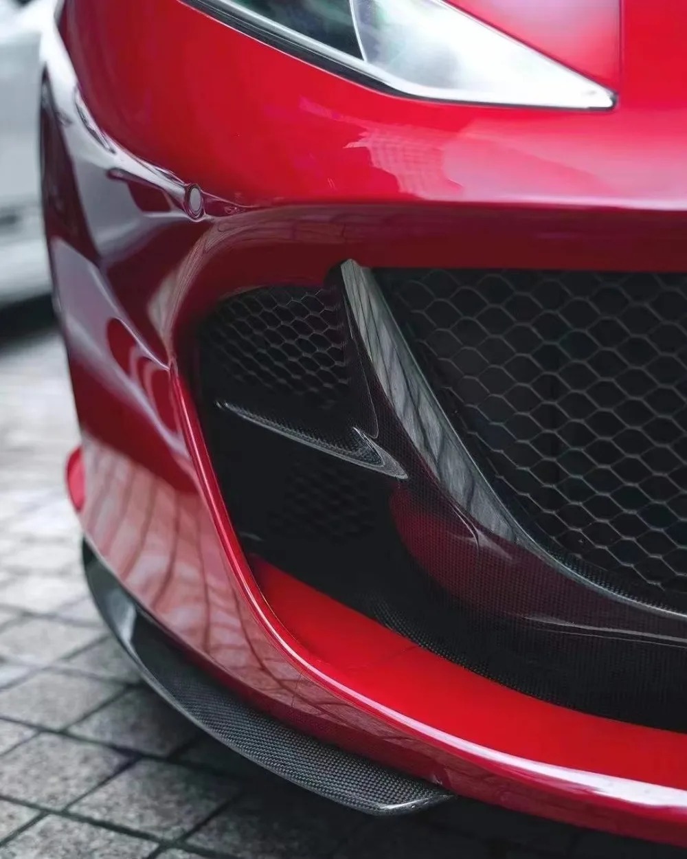High Quality Fast Delivery Whole Sale Price Dry Carbon Fiber GTS Upgrade OEM Front Lip Body Kits for  812